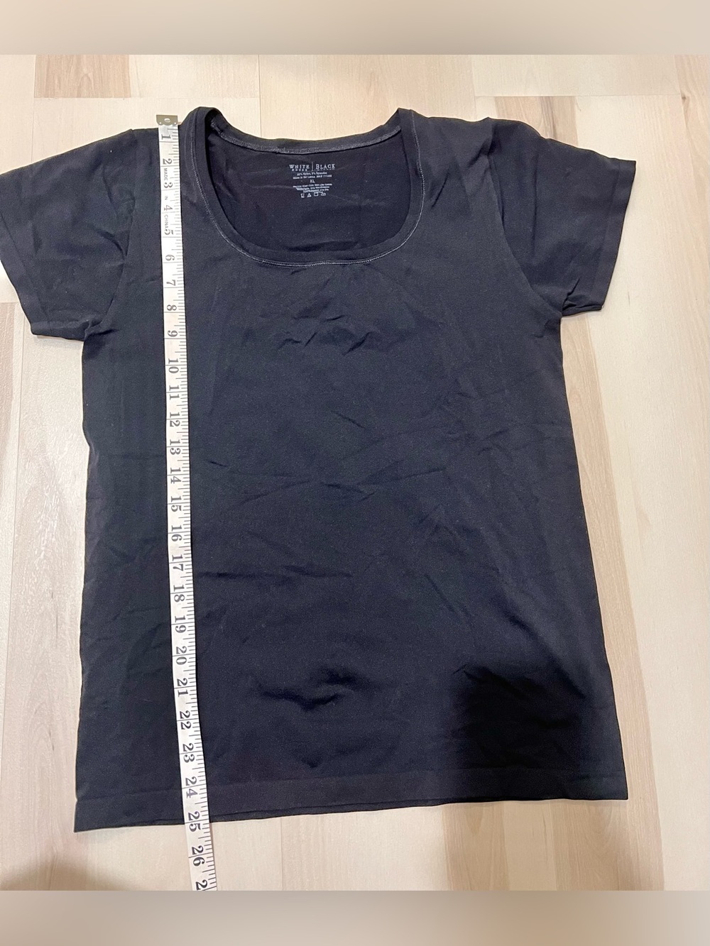 White House Black Market Women XL Black Seamless Short Sleeve Tee T-shirt - Picture 7 of 7
